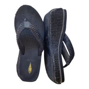 Volatile Island Platform Wedge Slip On Black Shoe Women Size 9 Summer Casual